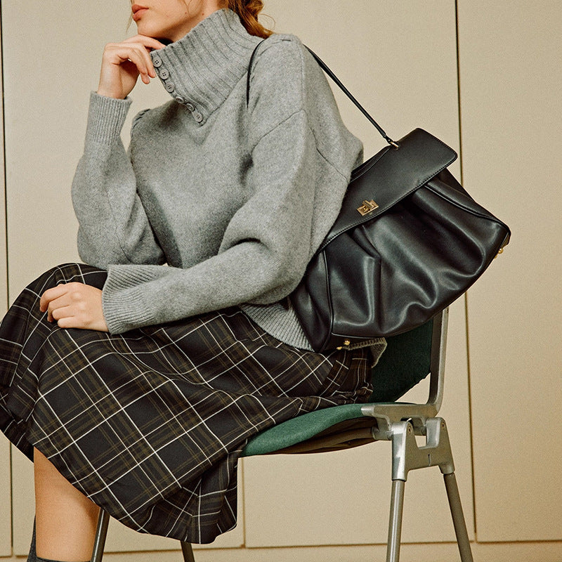 Sophisticated, High-capacity Tote Bag