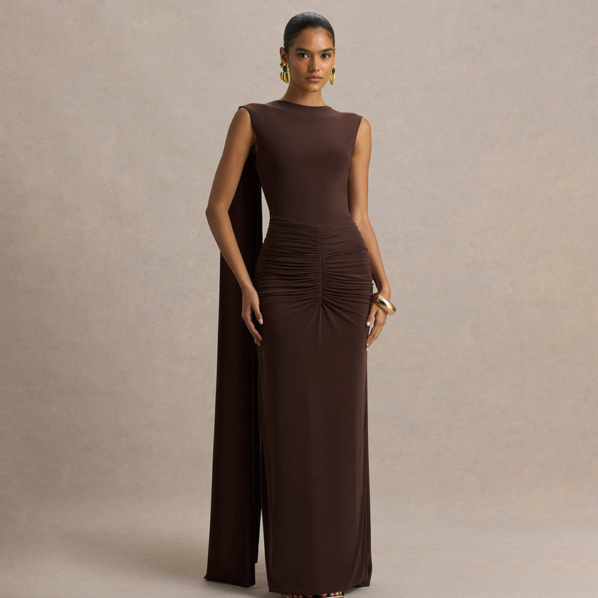 Sexy, Figure-hugging Backless Dress With Fluttering Ribbons