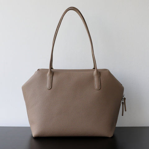 Simple Relaxed And Laid-back Single-shoulder Bag