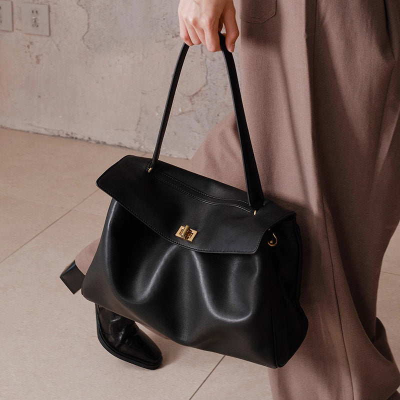 Sophisticated, High-capacity Tote Bag